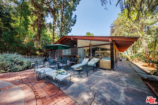2509 Roscomare Road, Los Angeles