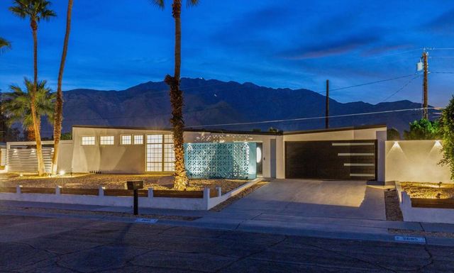 2695 N Mccarn Road, Palm Springs