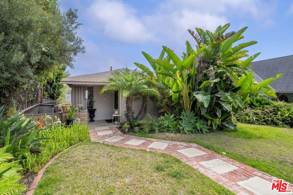 3730 Wasatch Avenue, Los Angeles