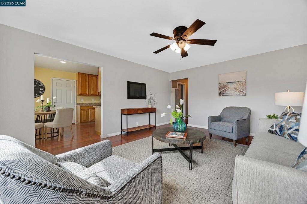 107 De Normandie Way, Martinez