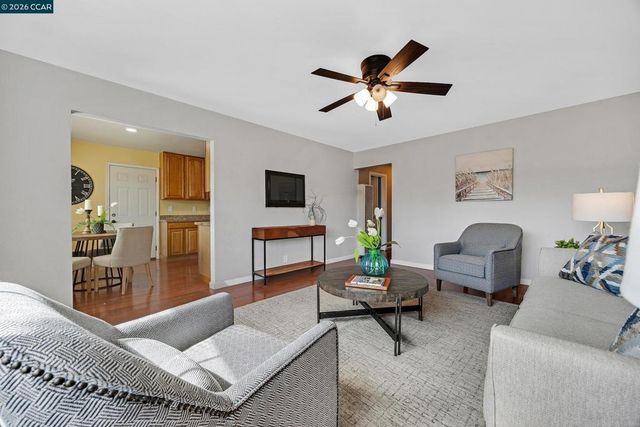 107 De Normandie Way, Martinez