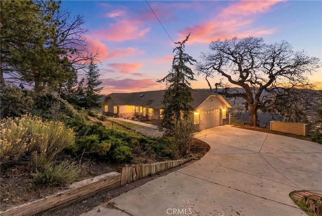 27100 Barkes, Tehachapi