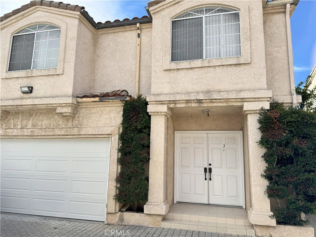 18319 Hart Street # 3, Reseda