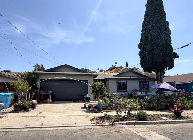 7515 Black Oak, San Diego