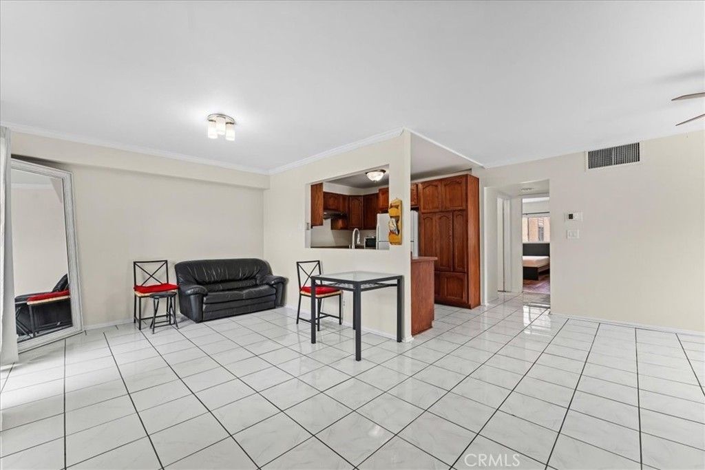 14829 Sherman # 1, Van Nuys