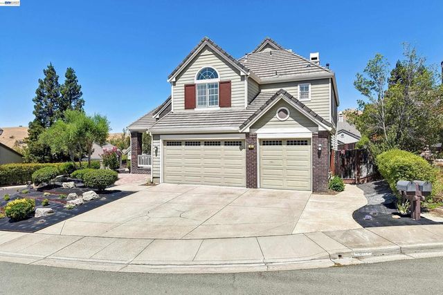 477 Obsidian Way, Clayton
