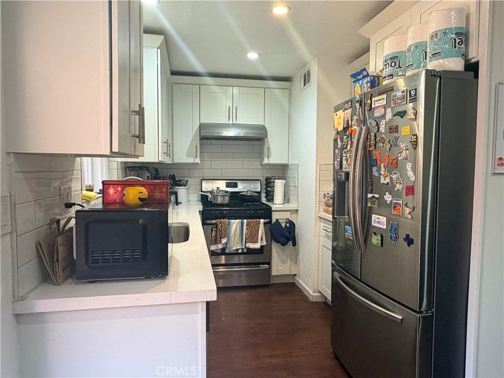 9831 Sepulveda # 26, Los Angeles
