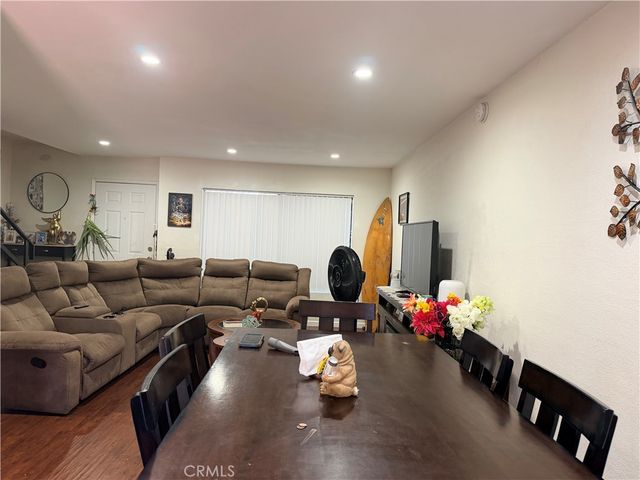 9831 Sepulveda # 26, Los Angeles
