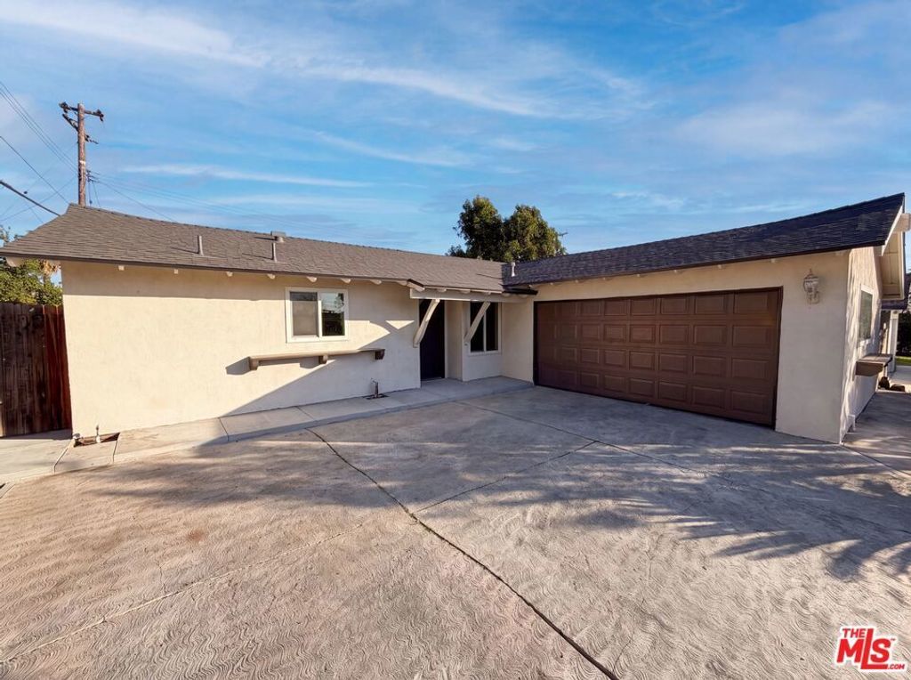 17138 Gumbiner Drive, La Puente
