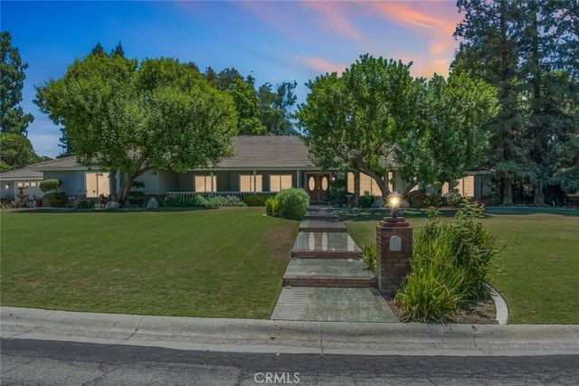 4215 Flintridge Drive, Bakersfield