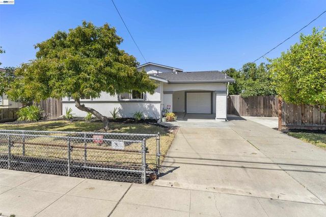 43143 Gatewood St, Fremont