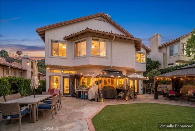 24515 Ebelden, Newhall