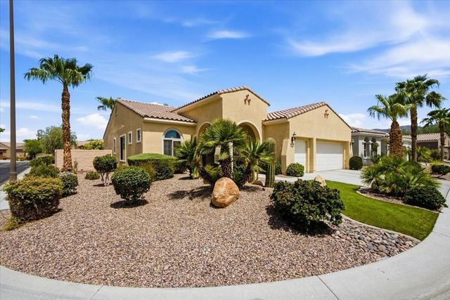81240 Avenida Neblina, Indio