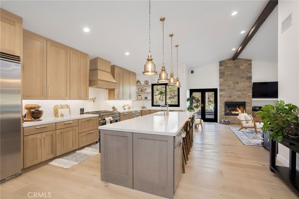 15263 Saddleback Road, Canyon Country