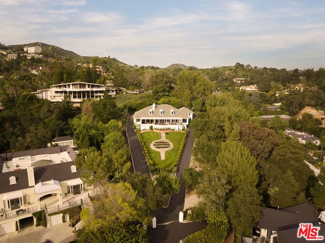 949 N Norman Place, Los Angeles