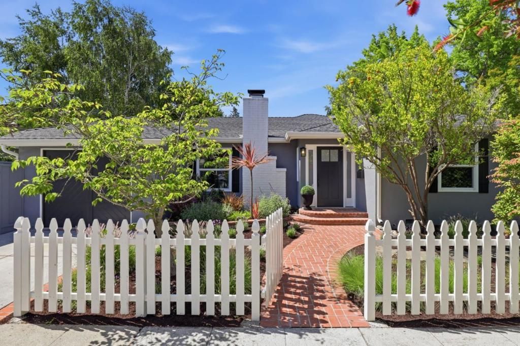 699 Oregon Avenue, Palo Alto