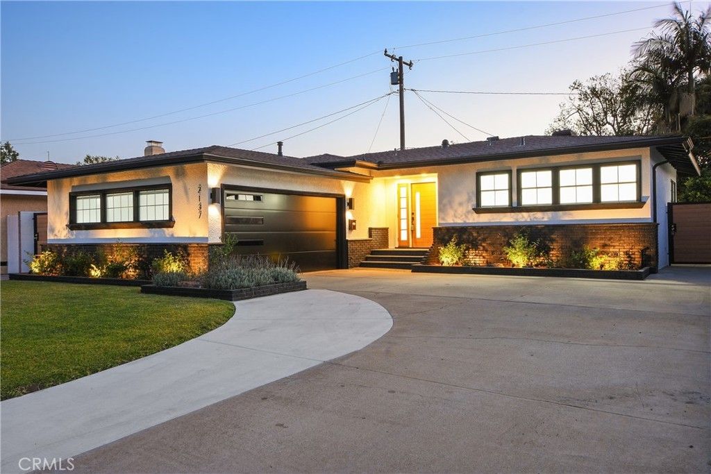 2137 Ostrom, Long Beach