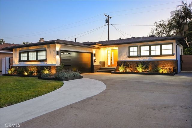 2137 Ostrom, Long Beach