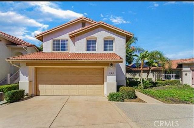 200 River Rock Court, Santee