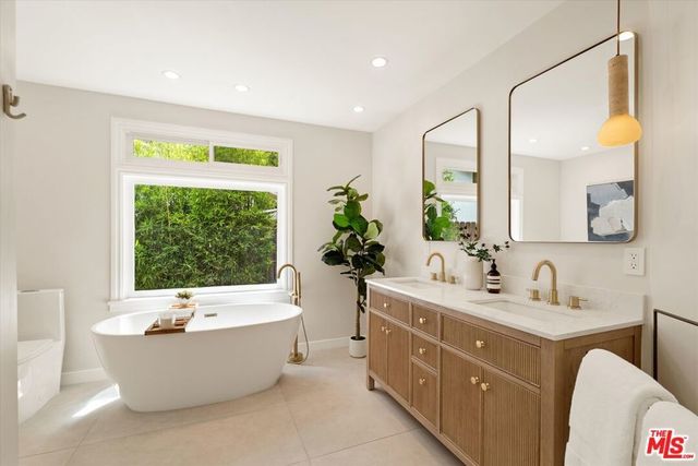 23445 Sylvan Street, Woodland Hills