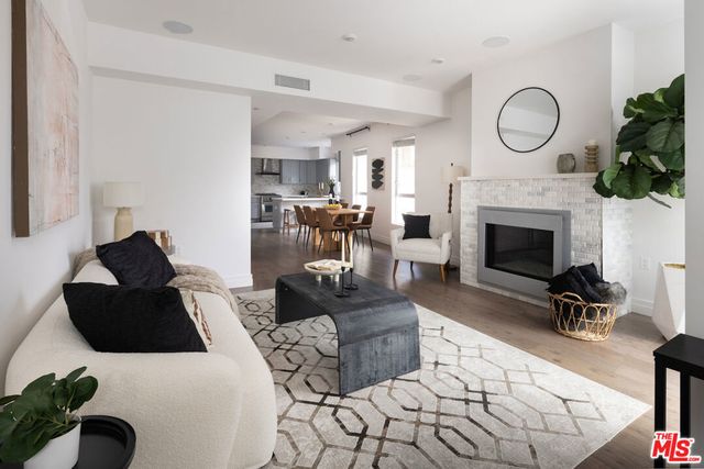 11979 Walnut Lane # 1, Los Angeles