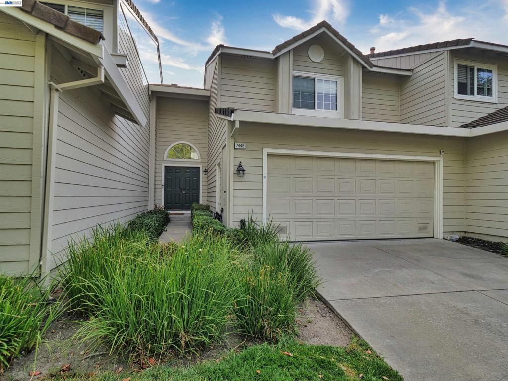 7445 Rolling Hills Cir, Dublin