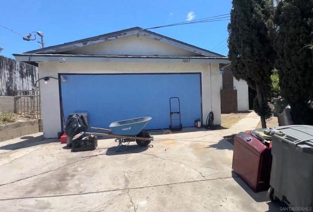 1005 Paraiso Avenue, Spring Valley
