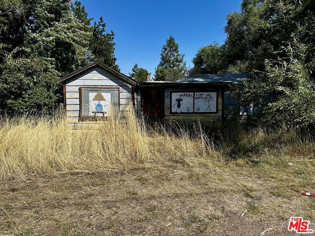 310 N California Street, Dorris