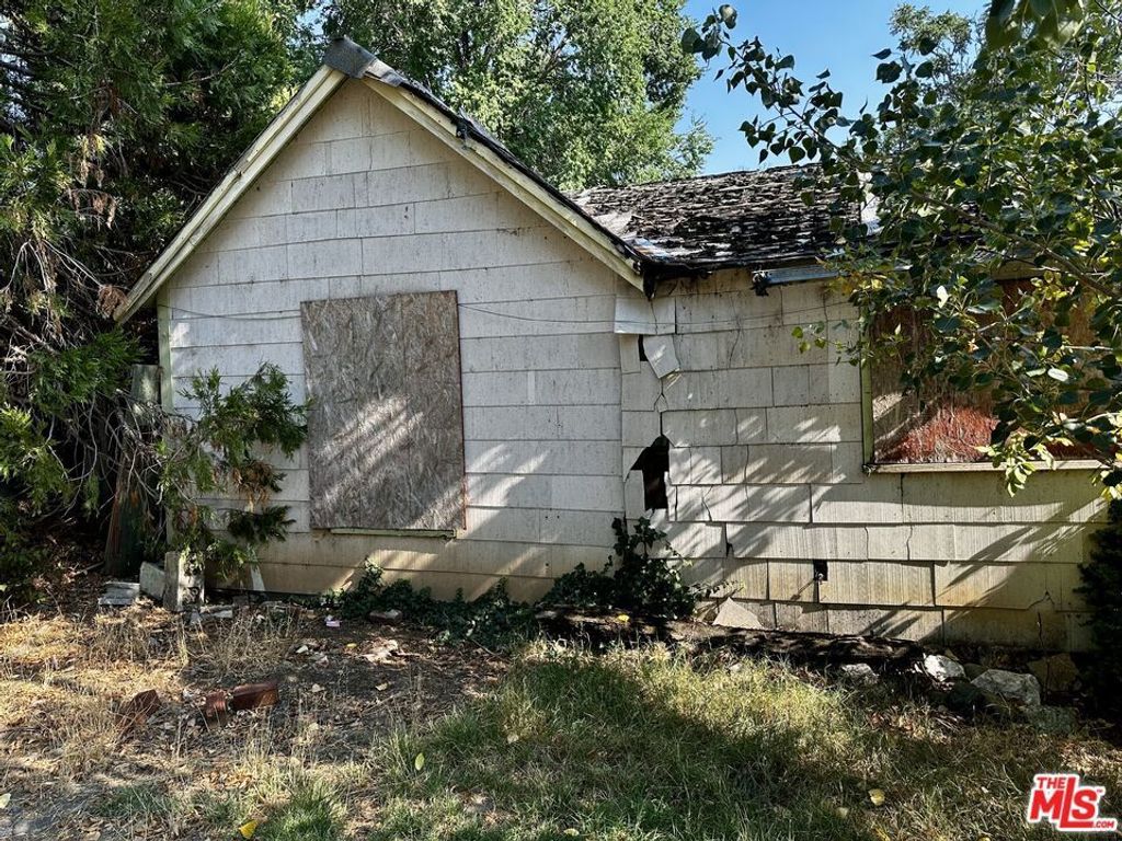 16118 First Avenue, Hornbrook