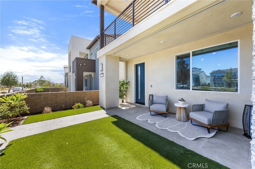 201 Longspur Dr, Irvine