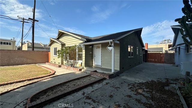 6651 Coronado, Long Beach
