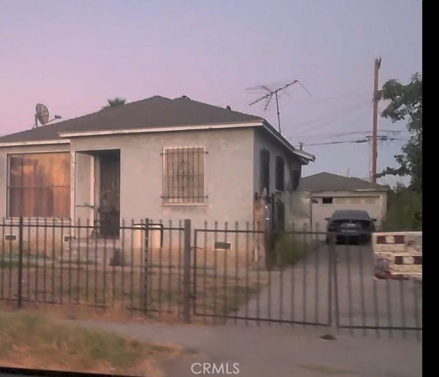 10414 Juniper, Los Angeles