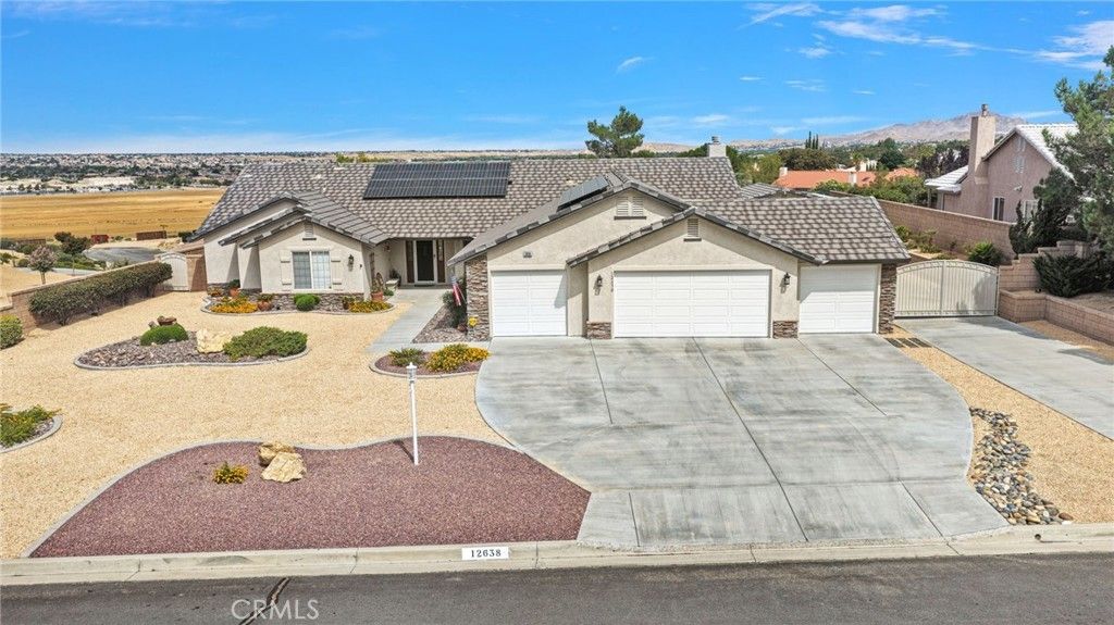 12638 Remington Road, Apple Valley