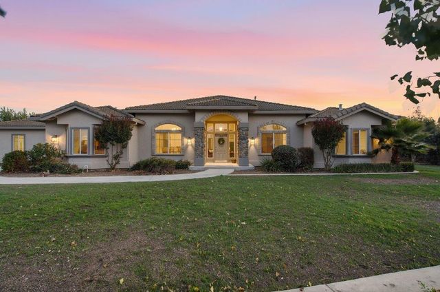 945 Union Road, Hollister