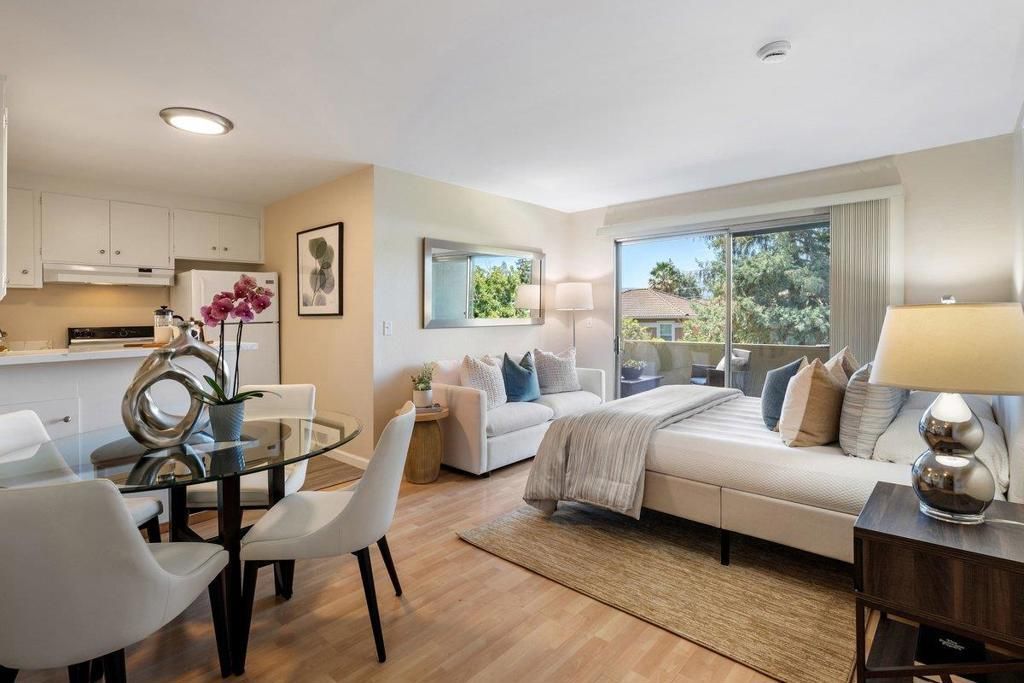 1458 Hudson Street # 207, Redwood City