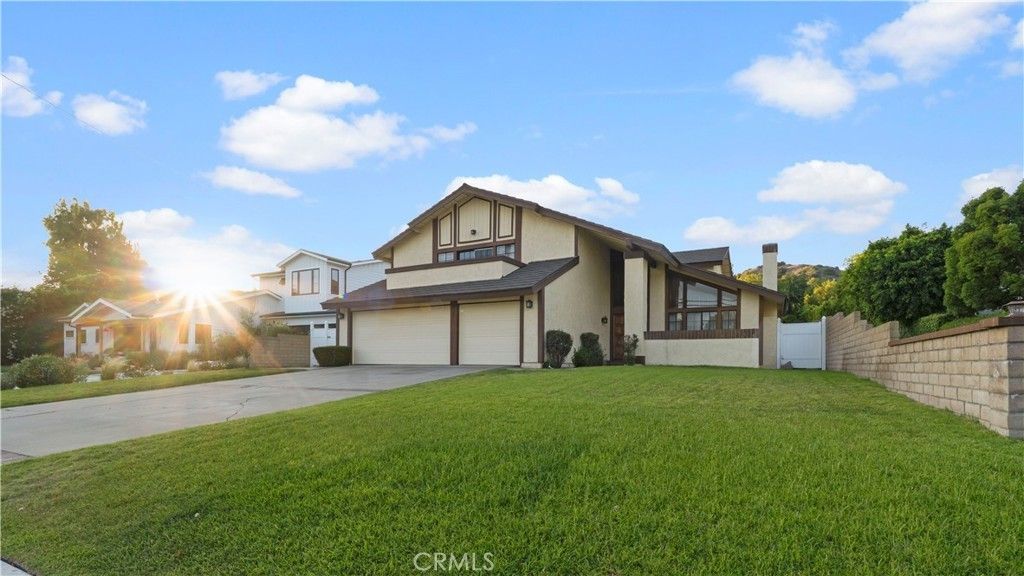 18675 Valley, Villa Park