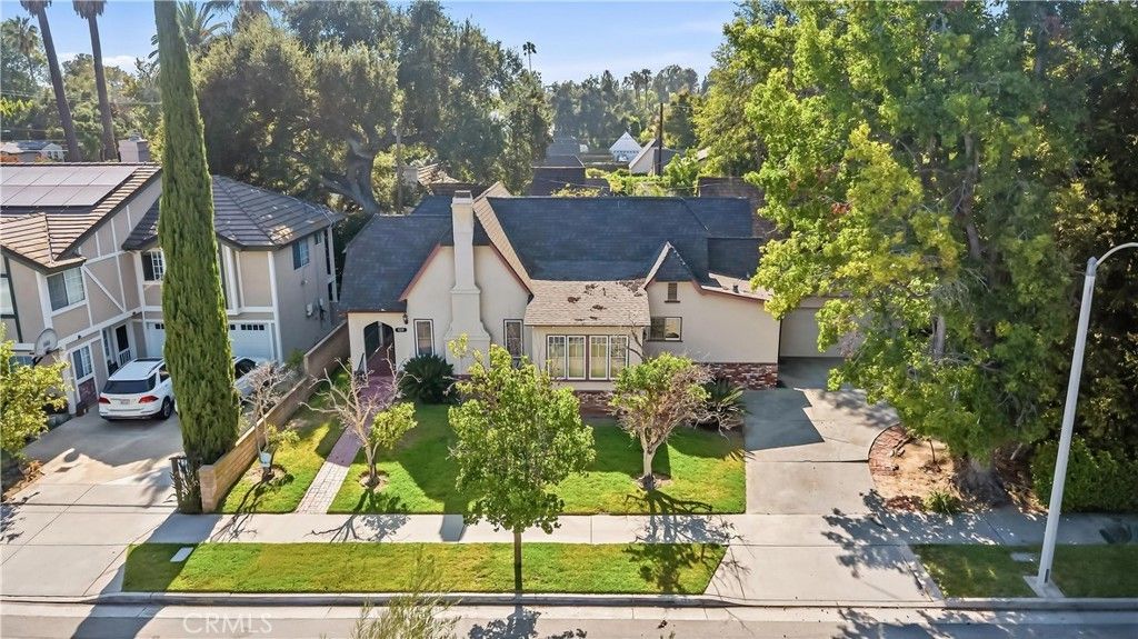 439 S Grand Oaks Ave, Pasadena