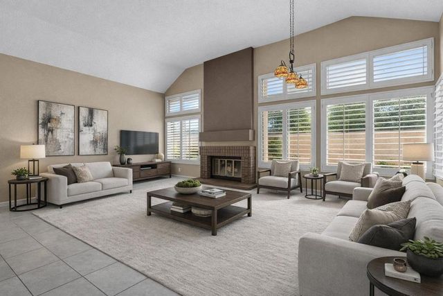 16 San Felipe Drive, Palm Desert