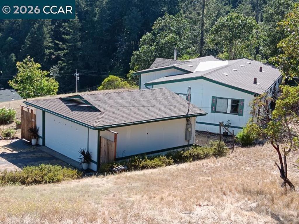 26540 Daphne Way, Willits
