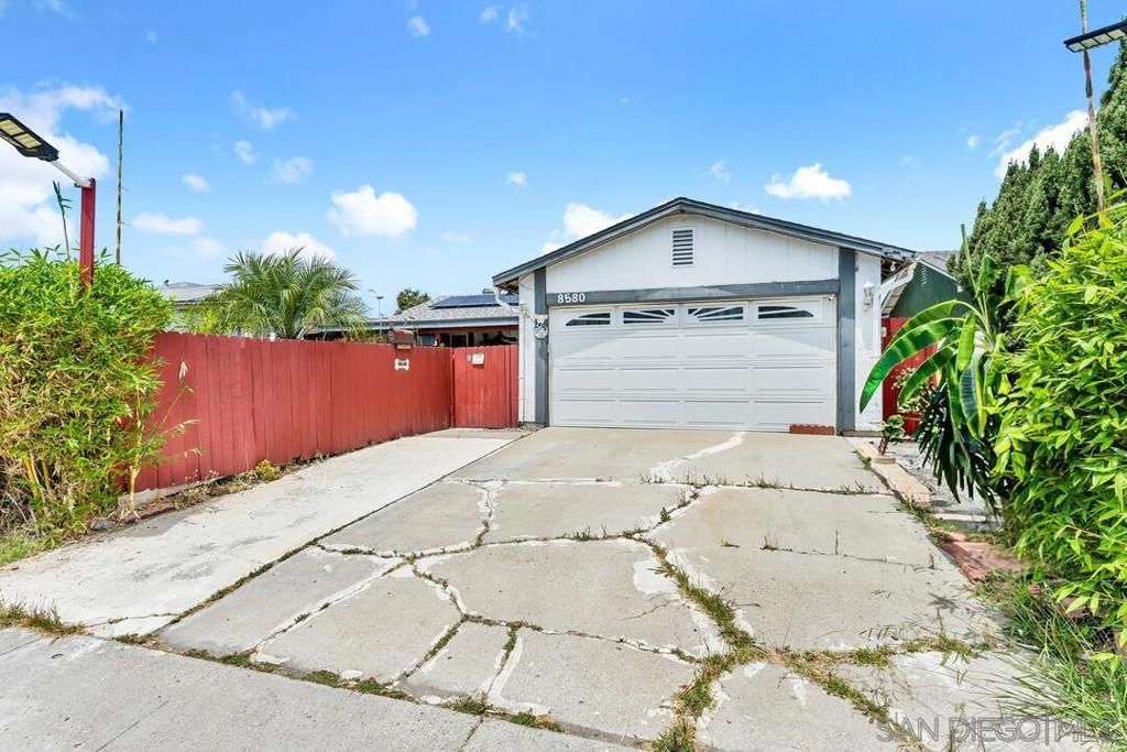 8580 Gold Coast Dr, San Diego