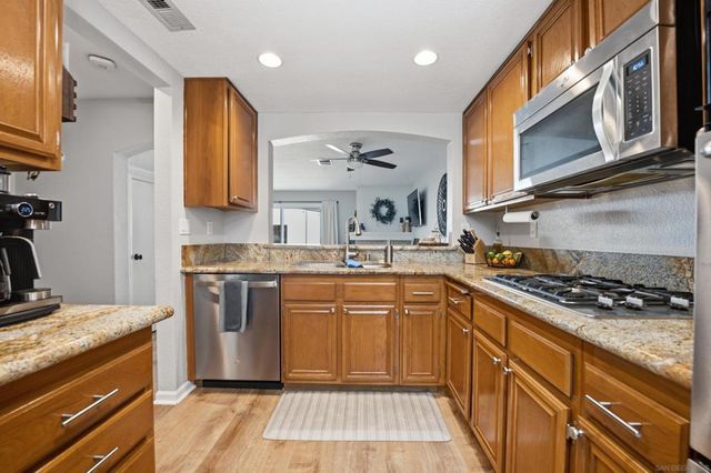 730 Breeze Hill Rd. # 273, Vista
