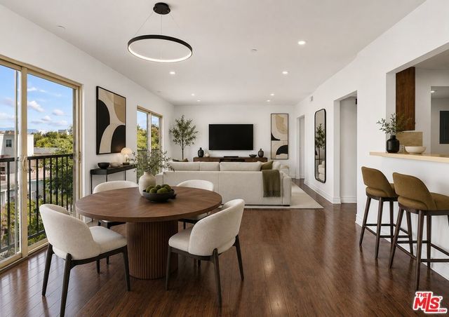 936 N Hudson Avenue # 302, Los Angeles