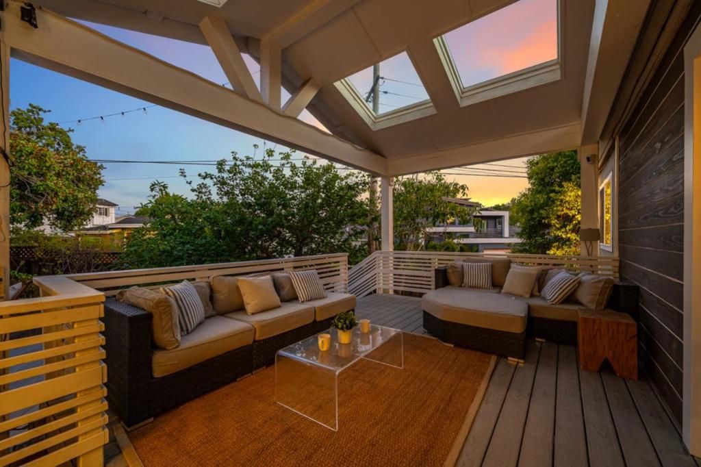 300 De Anza Avenue, San Carlos