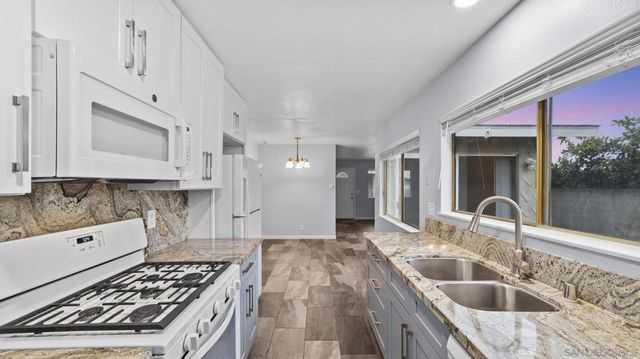 3670 Rosa Linda, San Diego