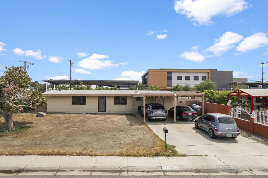 83085 Stone Canyon Avenue, Indio
