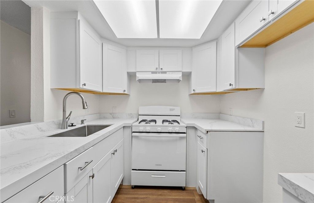 600 W 3rd Street # B107, Santa Ana