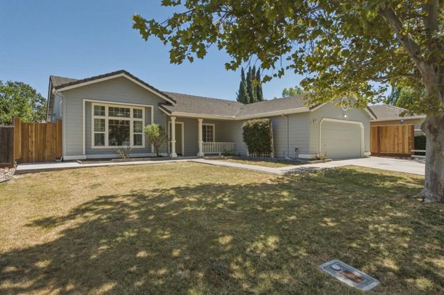 871 Joe Borovich Drive, Hollister