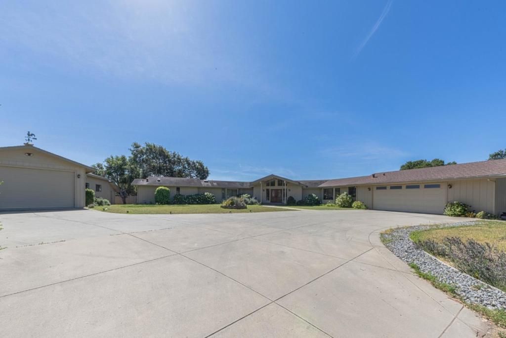169 Old Stage Road, Salinas