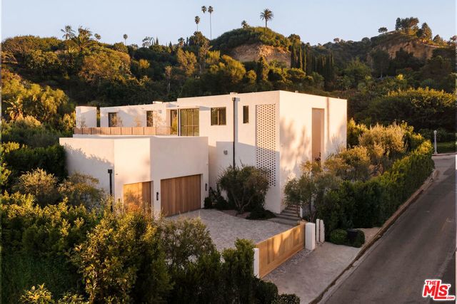 1307 N Doheny Drive, Los Angeles