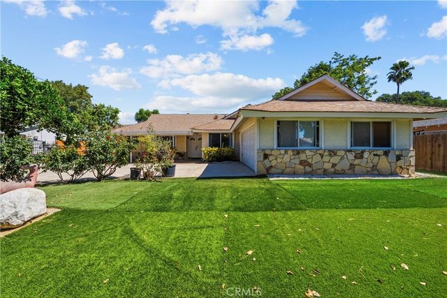 10525 Woldrich St., Sylmar